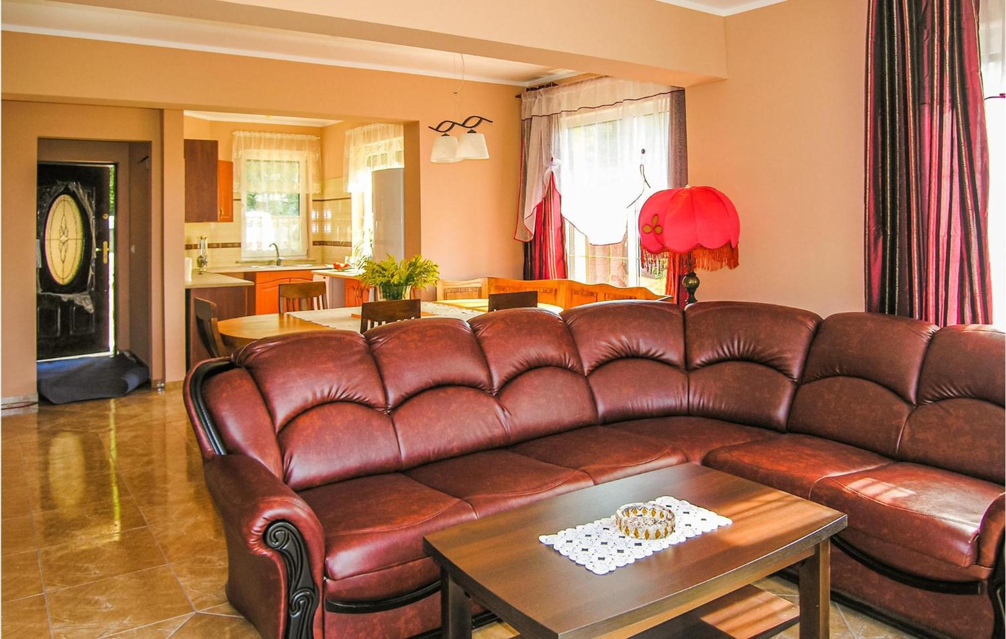 Gorgeous Home In Nowe Warpno With House Sea View Екстериор снимка