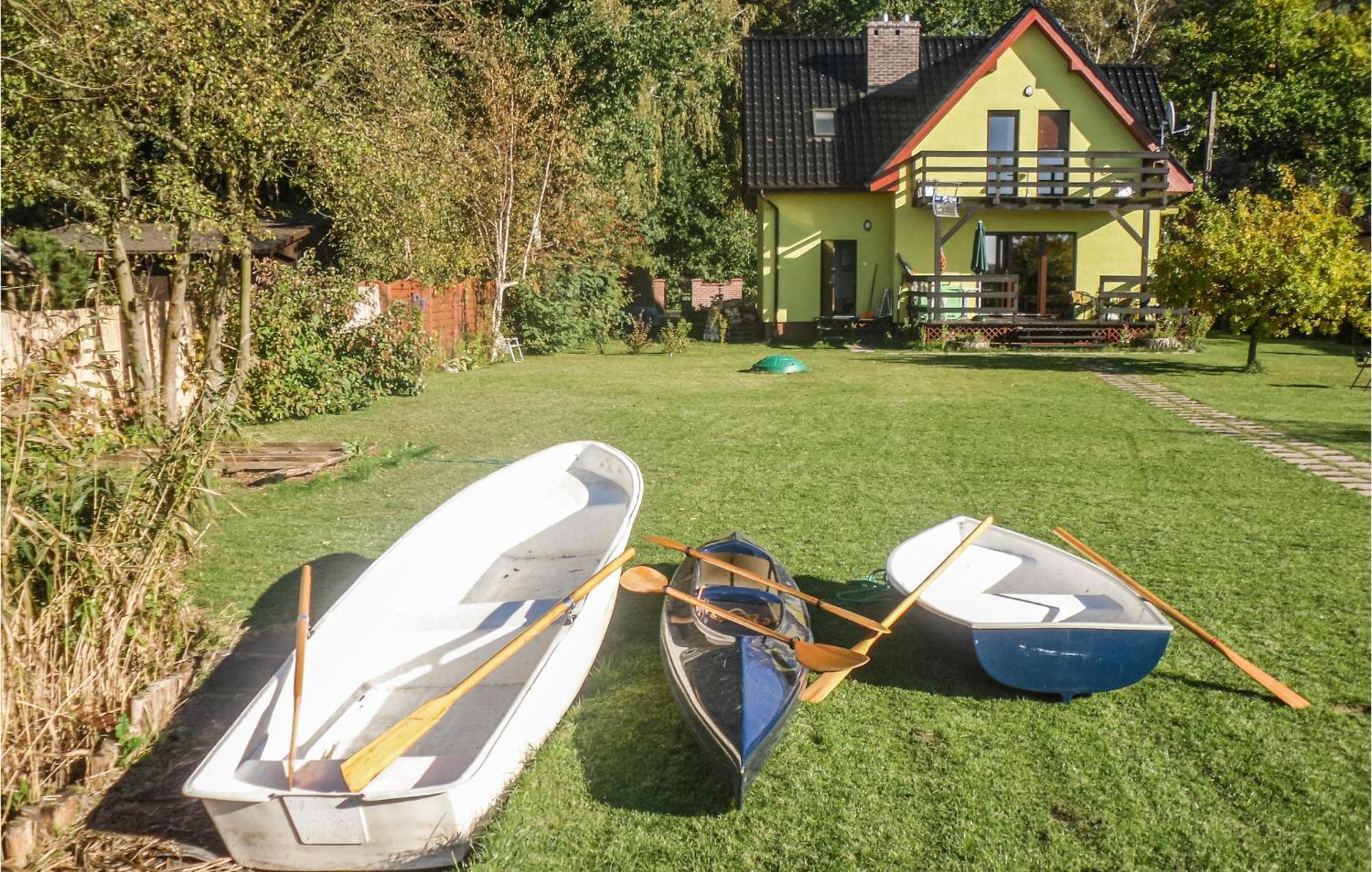 Gorgeous Home In Nowe Warpno With House Sea View Екстериор снимка